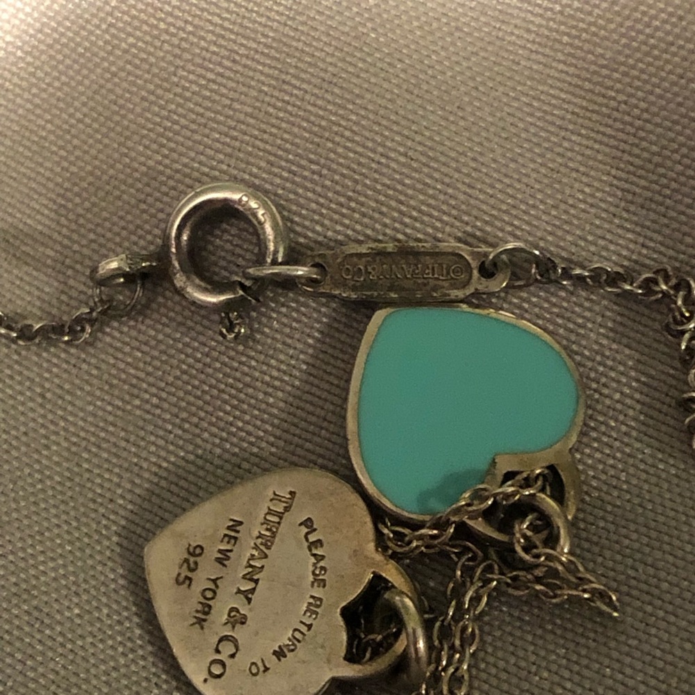 Tiffany & Co. 925 heart necklace - Picture 4 of 5